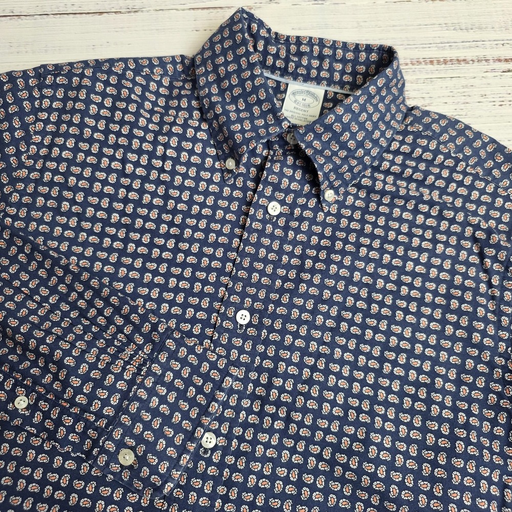 Brooks Brothers Regent Button Down Shirt Mens Medium Navy Blue Paisley Cotton
